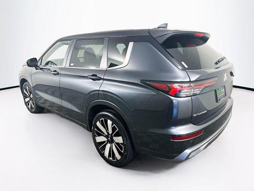 2025 Mitsubishi Outlander SE 2.5 2WD