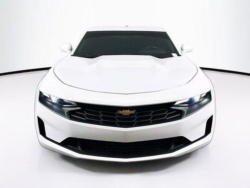 Summit White 2020 Chevrolet Camaro 1LT