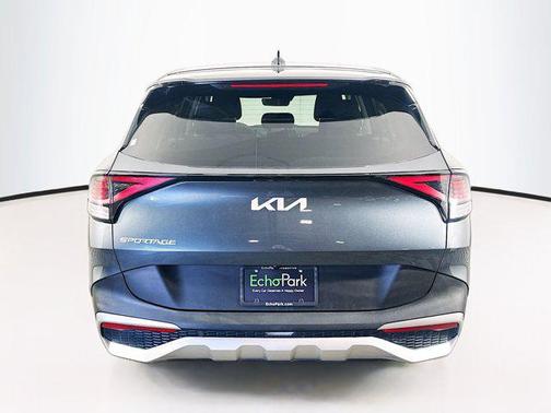 Gravity Gray 2025 Kia Sportage LX