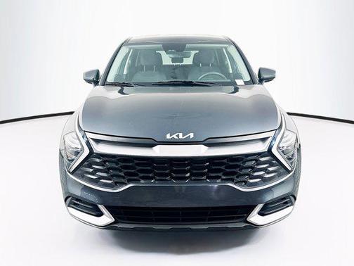 Gravity Gray 2025 Kia Sportage LX