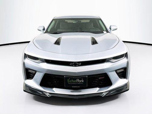 Silver Ice Metallic 2017 Chevrolet Camaro 2SS