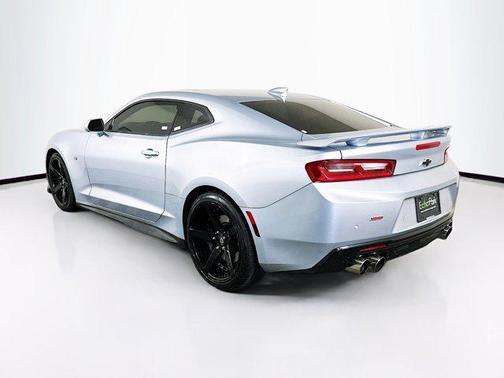 Silver Ice Metallic 2017 Chevrolet Camaro 2SS