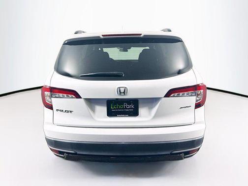 2022 Honda Pilot 2WD Sport