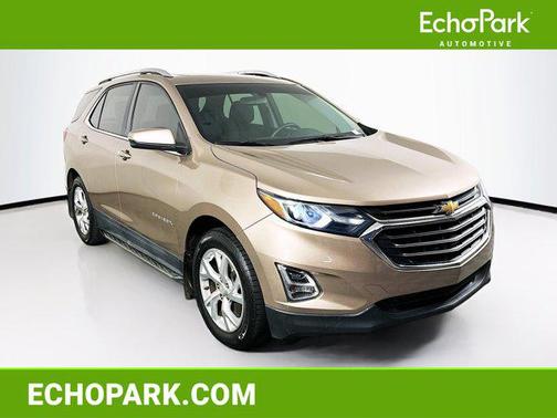 Gold 2018 Chevrolet Equinox 2LT
