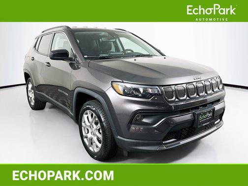 2022 Jeep Compass Latitude Lux