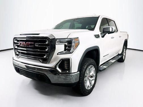 White 2019 GMC Sierra 1500 SLT
