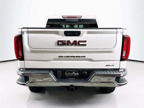 White 2019 GMC Sierra 1500 SLT