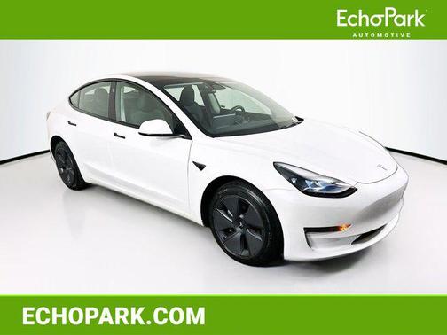 Pearl White Multi-Coat 2023 Tesla Model 3 Standard Range