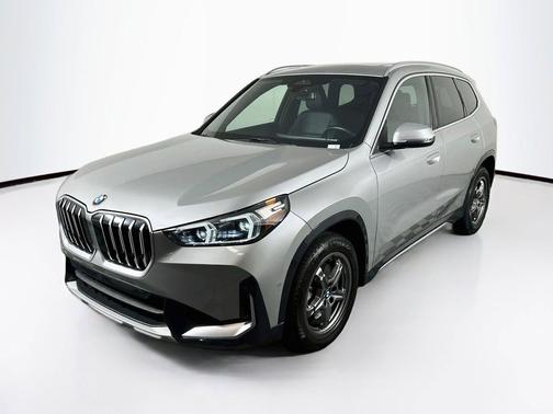 Space Silver Metallic 2025 BMW X1 xDrive28i