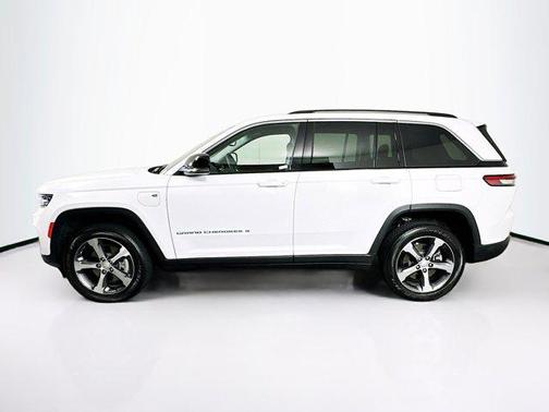 Bright White Clearcoat 2022 Jeep Grand Cherokee 4xe Base
