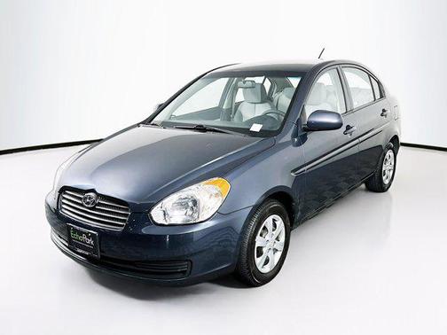 2010 Hyundai Accent GLS