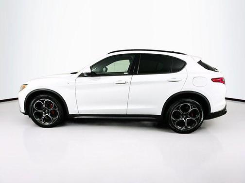 2022 Alfa Romeo Stelvio Ti