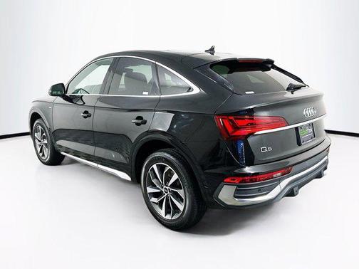 2022 Audi Q5 45 S line Premium Plus