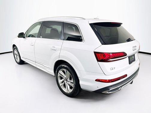 2021 Audi Q7 55 Premium