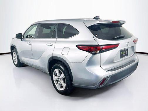 Celestial Silver Metallic 2023 Toyota Highlander L