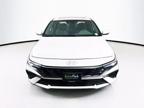2025 Hyundai ELANTRA SEL