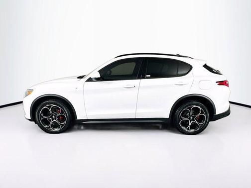 2022 Alfa Romeo Stelvio Ti