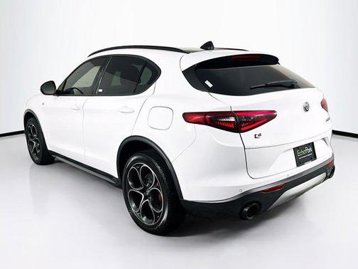 2022 Alfa Romeo Stelvio Ti