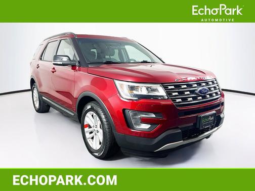 Red 2017 Ford Explorer XLT