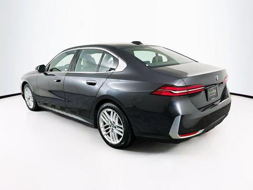 Dark Graphite Metallic 2025 BMW 530 530i