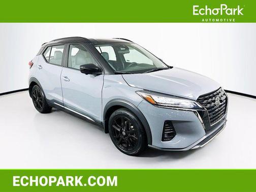 Gray 2021 Nissan Kicks SR