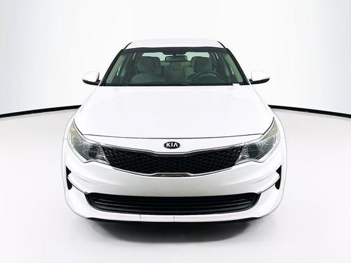 Snow White Pearl 2018 Kia Optima LX