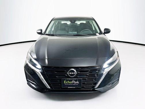 Super Black 2024 Nissan Altima 2.5 SV