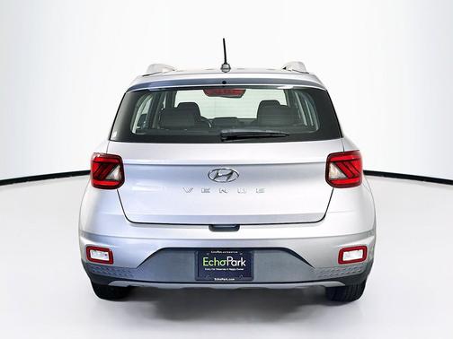 Shimmering Silver 2025 Hyundai VENUE SEL