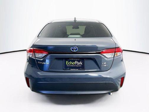 2025 Toyota Corolla Hybrid LE