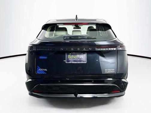 Black Diamond Pearl 2023 Nissan ARIYA ENGAGE
