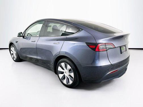 2023 Tesla Model Y RWD