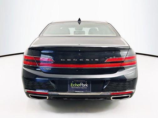 Vik Black 2022 Genesis G90 Premium