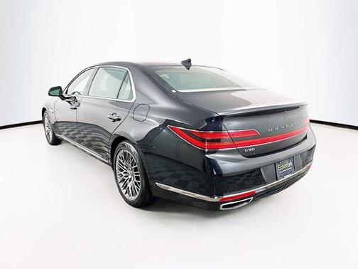 Vik Black 2022 Genesis G90 Premium