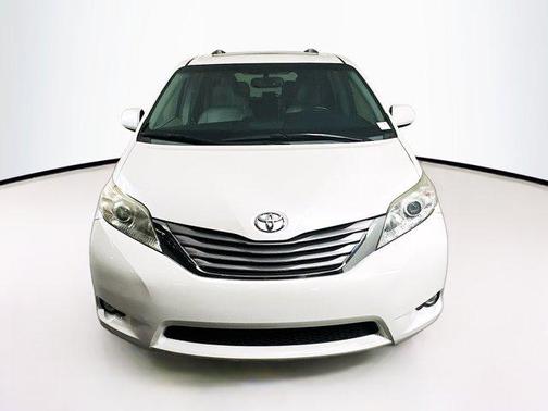 2015 Toyota Sienna XLE Premium