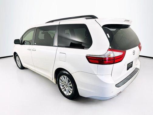 2015 Toyota Sienna XLE Premium