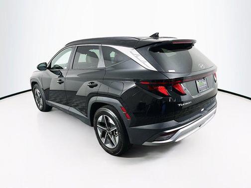 Phantom Black 2025 Hyundai TUCSON SEL