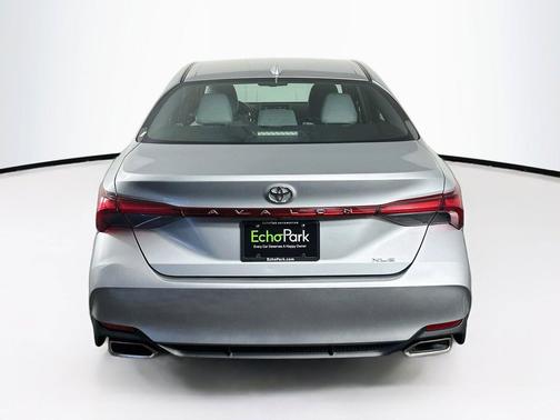 Celestial Silver Metallic 2020 Toyota Avalon XLE