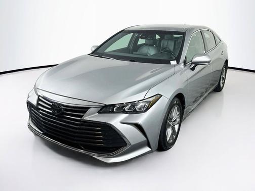 Celestial Silver Metallic 2020 Toyota Avalon XLE