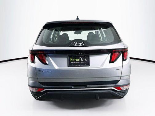 2022 Hyundai TUCSON SE