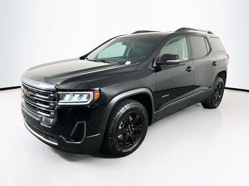 2022 GMC Acadia AWD AT4