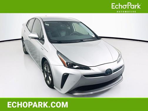 Classic Silver Metallic 2020 Toyota Prius XLE