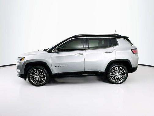 Billet Silver Metallic Clearcoat 2022 Jeep Compass Limited