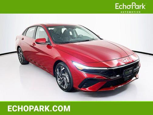 2025 Hyundai ELANTRA SEL