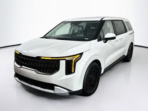 Snow White Pearl 2026 Kia Carnival LXS