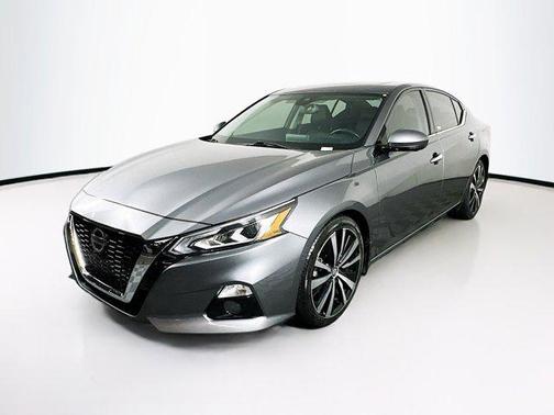 2020 Nissan Altima Platinum FWD