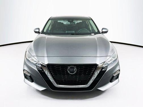 2020 Nissan Altima Platinum FWD
