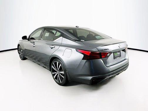 2020 Nissan Altima Platinum FWD
