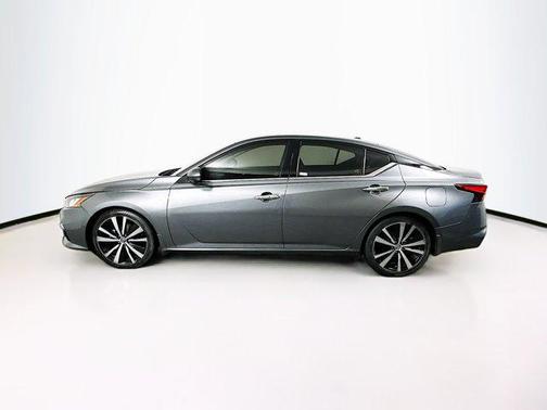 2020 Nissan Altima Platinum FWD