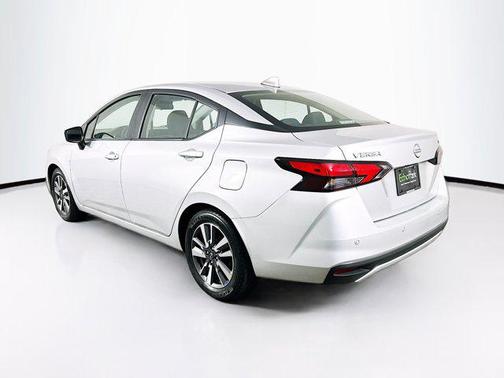 2023 Nissan Versa 1.6 SV