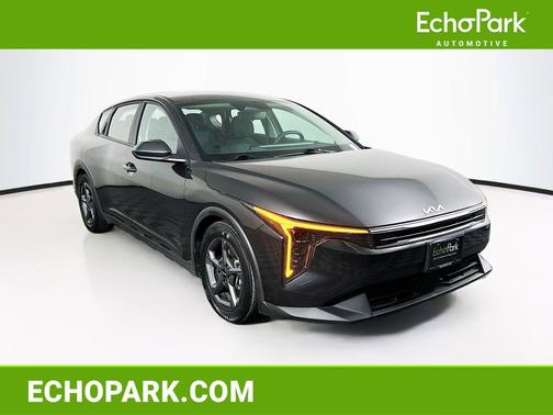 Gray 2025 Kia K4 LXS